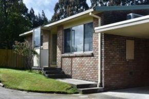 Kenny, Boutique Villas On Que, Waratah